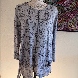 Playful Gray Cat Print Women's Tunic